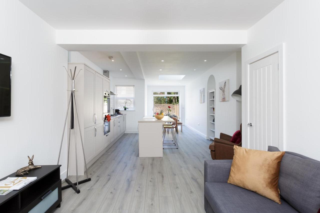 Harold House - Modern Open Plan 4 Bedroom, 3 Bathroom House In Central Southsea, ポーツマス エクステリア 写真