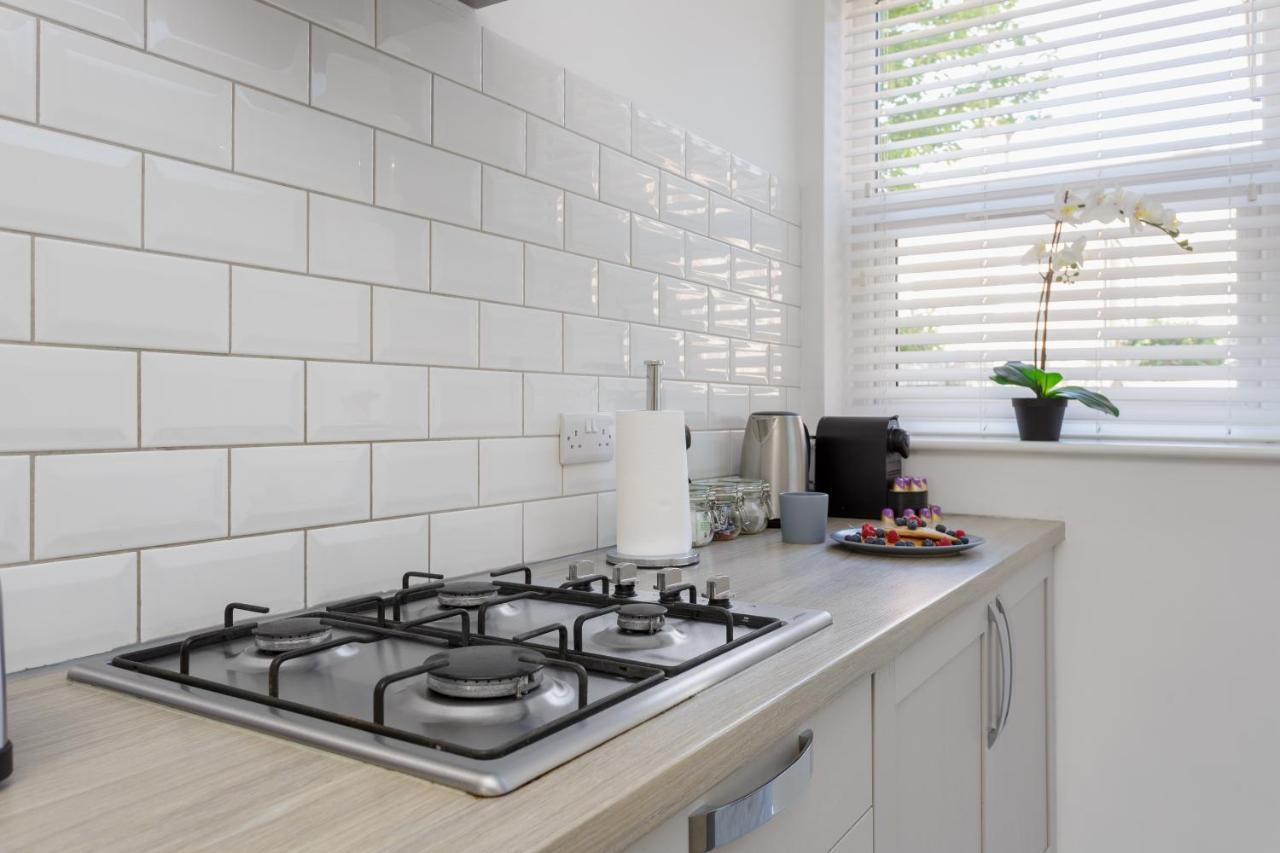 Harold House - Modern Open Plan 4 Bedroom, 3 Bathroom House In Central Southsea, ポーツマス エクステリア 写真