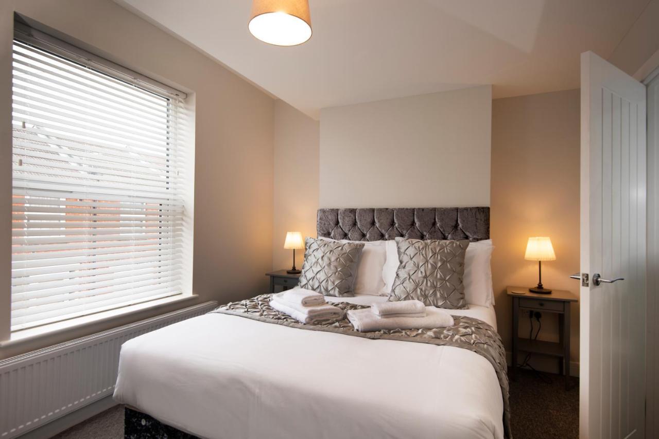 Harold House - Modern Open Plan 4 Bedroom, 3 Bathroom House In Central Southsea, ポーツマス エクステリア 写真